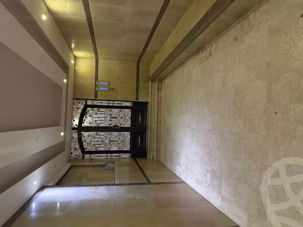 https://aqarmap.com.eg/en/listing/6361147-for-sale-cairo-heliopolis-heliopolis-square-shr-lhjz