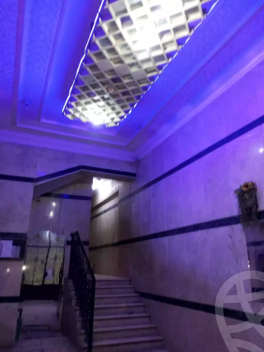 https://aqarmap.com.eg/ar/listing/6362097-for-sale-cairo-ain-shams-ahmed-esmat-st