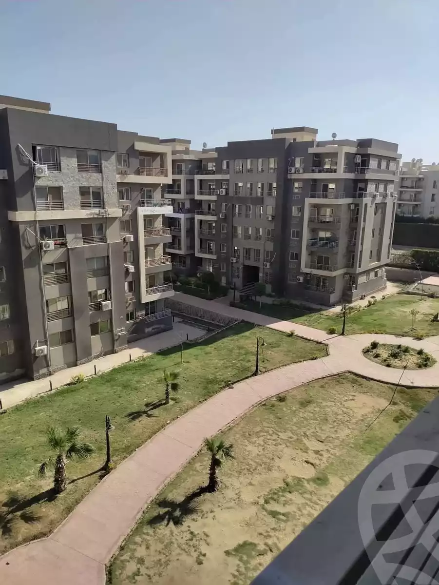 https://aqarmap.com.eg/en/listing/6363007-for-sale-cairo-el-sheikh-zayed-city-compounds-dr-msr
