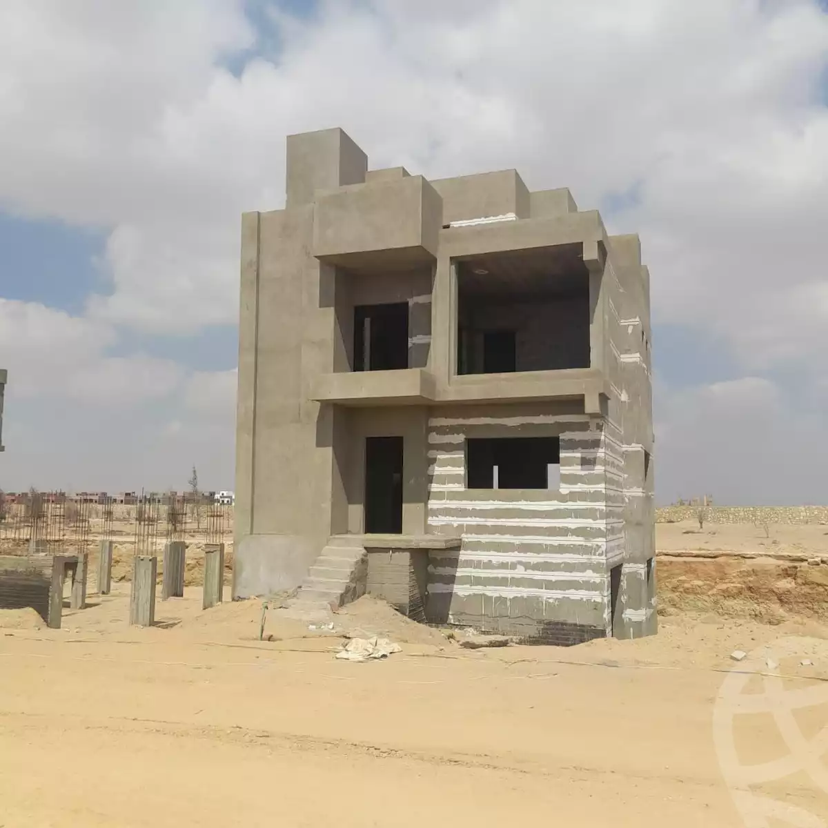 https://aqarmap.com.eg/en/listing/6363144-for-sale-cairo-el-sheikh-zayed-city-lshykh-zyd-ljdyd-advida-adva