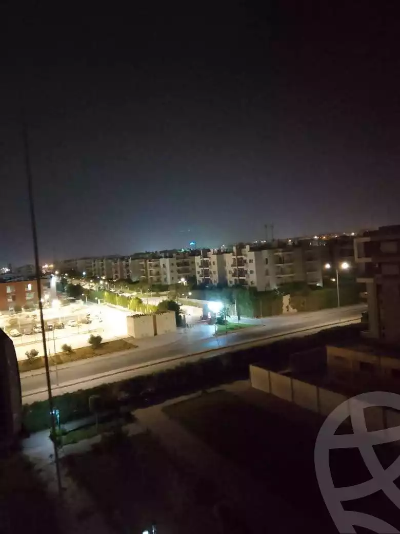 https://aqarmap.com.eg/en/listing/6363402-for-rent-cairo-el-sheikh-zayed-city-compounds-dr-msr