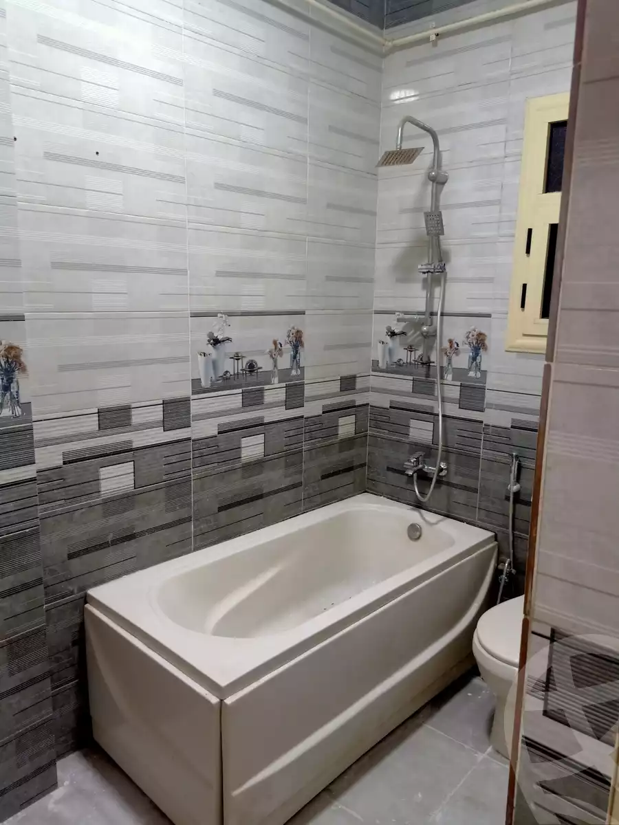 https://aqarmap.com.eg/ar/listing/6363469-for-rent-cairo-helwan-hadayek-helwan-nile-corniche-st