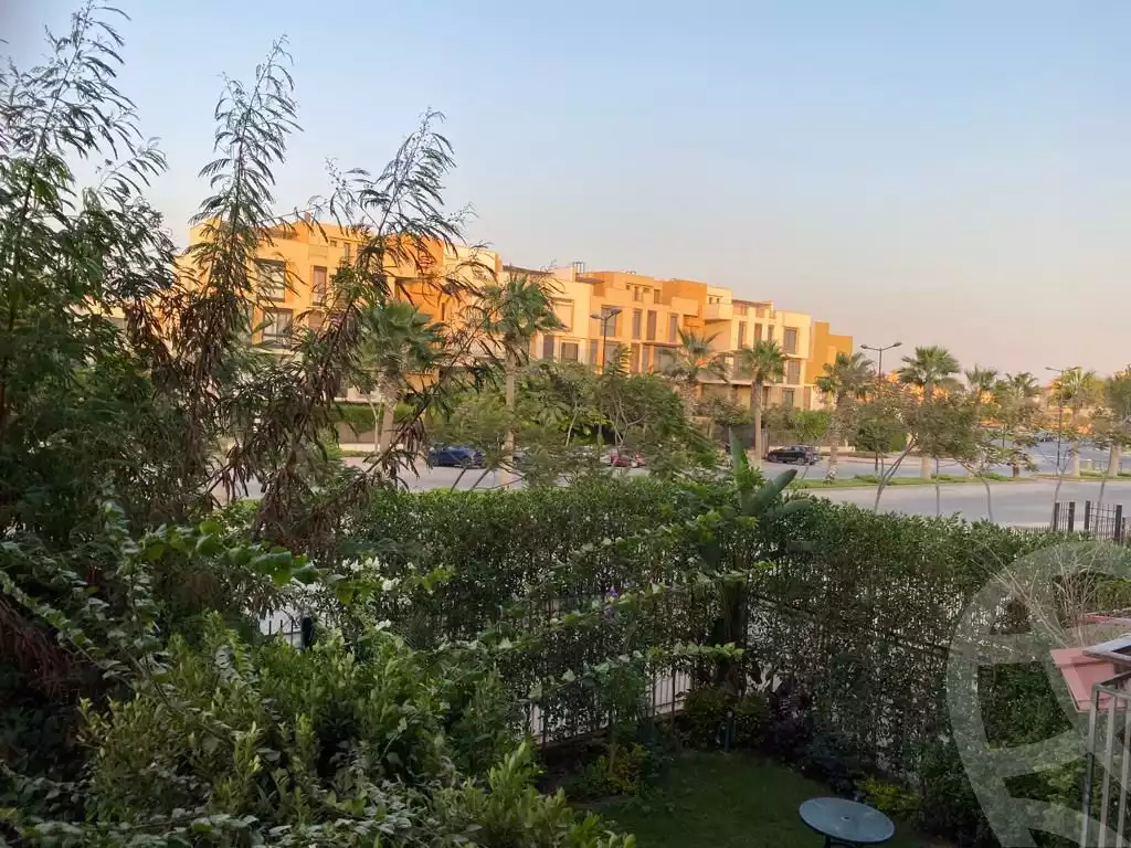 https://aqarmap.com.eg/en/listing/6363585-for-rent-cairo-el-sheikh-zayed-city-compounds-kmbwnd-wyst-twn-swdyk