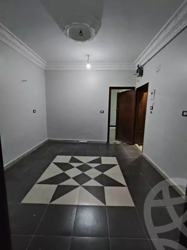 https://aqarmap.com.eg/en/listing/6368265-for-sale-qalyubia-shubra-el-khaima-om-bayoumi