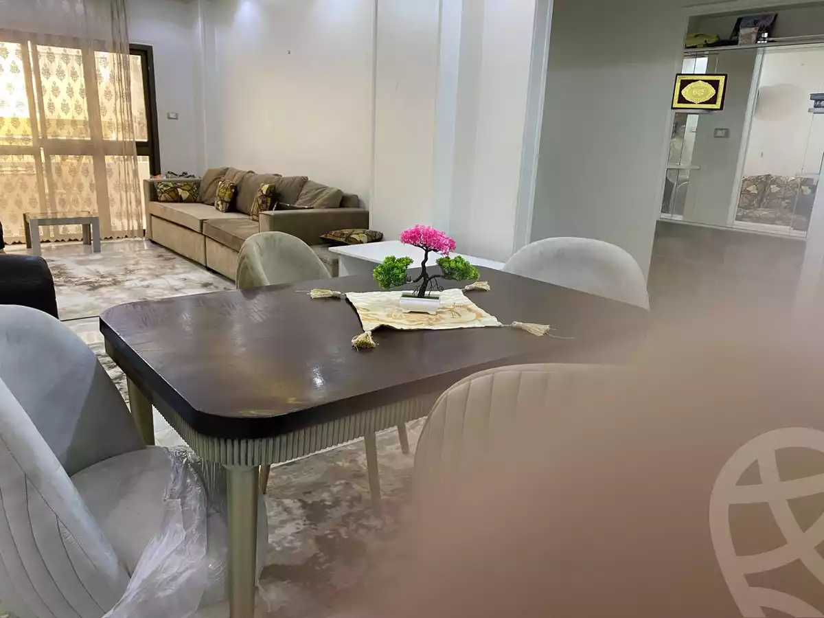 https://aqarmap.com.eg/ar/listing/6368998-for-rent-dakahlia-mansoura-el-mansoura-city-el-gomhouria-st