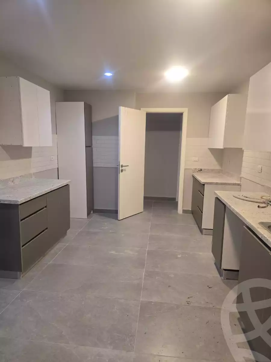 https://aqarmap.com.eg/ar/listing/6368989-for-rent-cairo-el-sheikh-zayed-city-compounds-kmbwnd-fyldj-wyst-dr-llttwyr