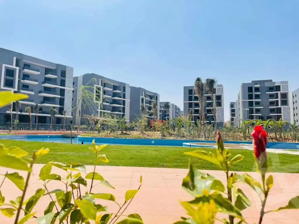 https://aqarmap.com.eg/ar/listing/6369174-for-sale-cairo-6th-of-october-hadaeq-october-kmbwnd-fy-hdyq-ktwbr-sun-capital