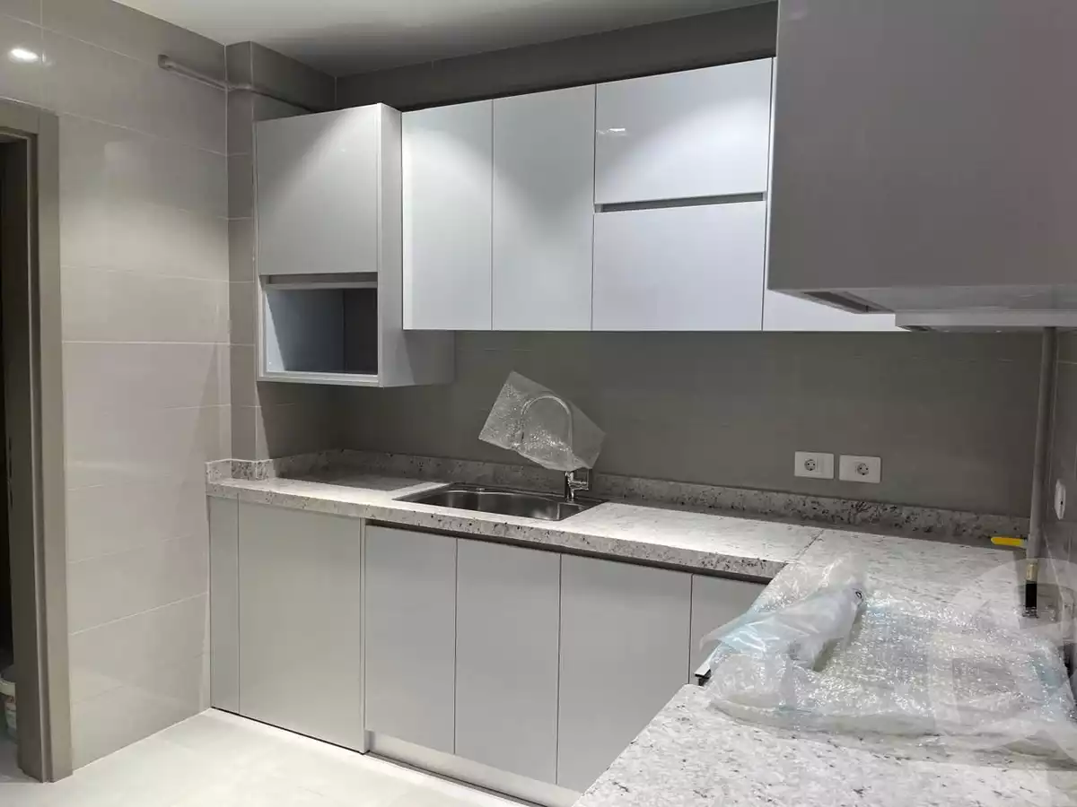 https://aqarmap.com.eg/ar/listing/6370382-for-sale-cairo-el-sheikh-zayed-city-compounds-jewar