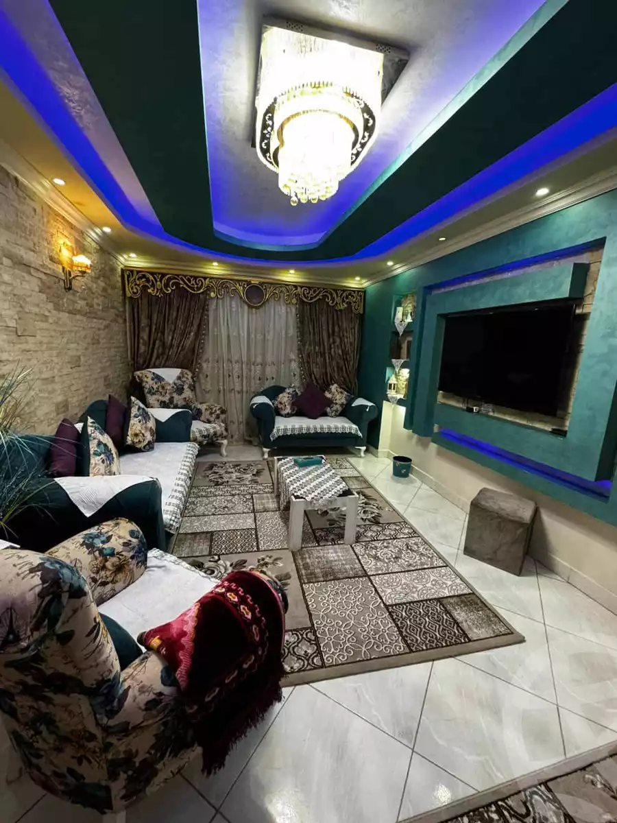 https://aqarmap.com.eg/en/listing/6372373-for-sale-qalyubia-shubra-el-khaima