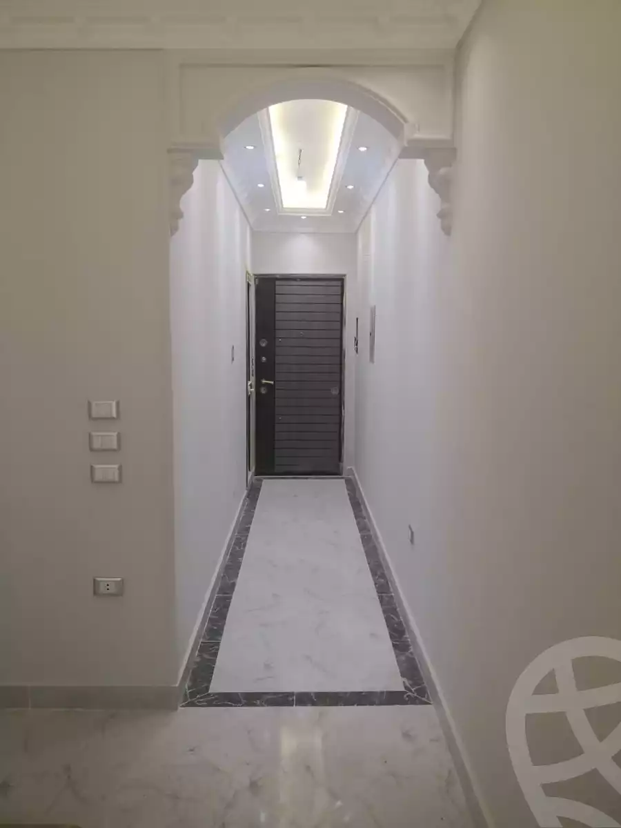 https://aqarmap.com.eg/ar/listing/6372637-for-rent-cairo-old-cairo-nile-corniche-st