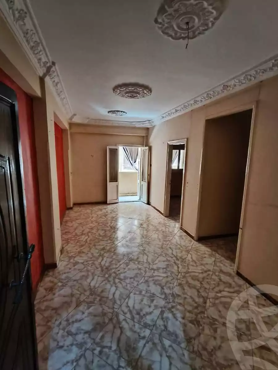 https://aqarmap.com.eg/ar/listing/6373202-for-sale-beheira-damanhour-damanhour-city-abd-el-salam-el-shazly-st