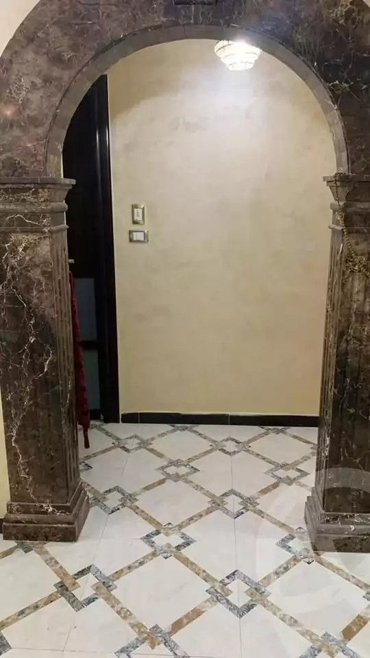 https://aqarmap.com.eg/ar/listing/6373599-for-sale-cairo-ain-shams-ahmed-esmat-st