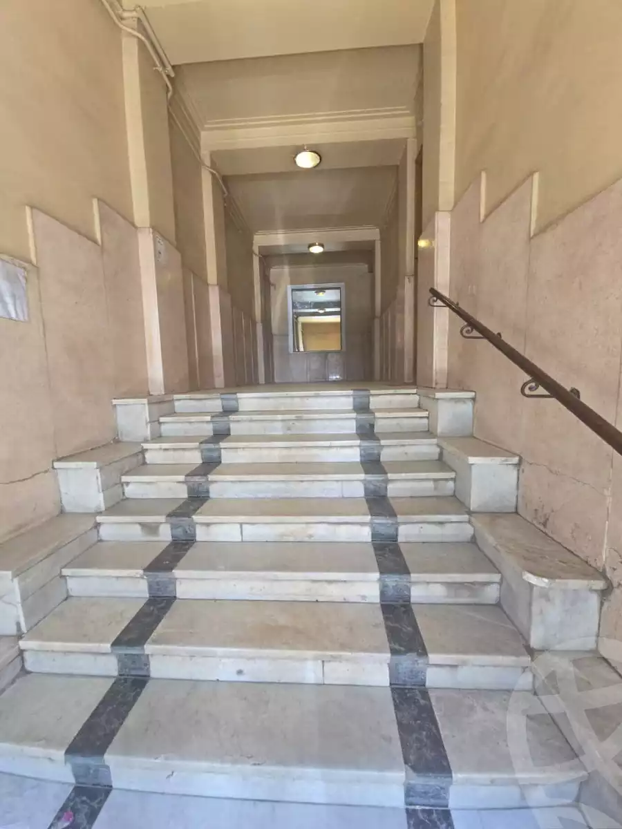 https://aqarmap.com.eg/en/listing/6374012-for-rent-cairo-downtown-abdeen-mohammed-farid-st