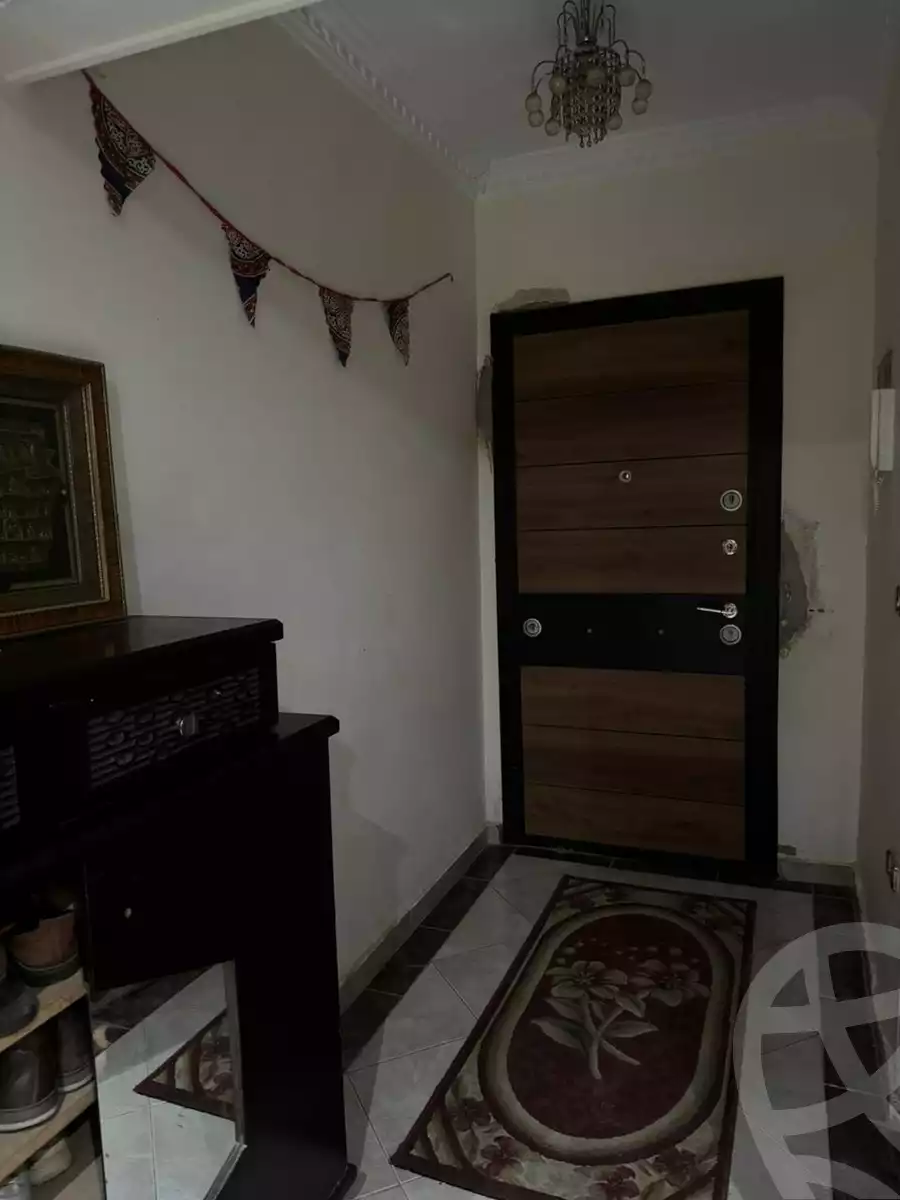 https://aqarmap.com.eg/ar/listing/6375192-for-sale-cairo-new-cairo-compounds-kmbwnd-rwd-lzhr