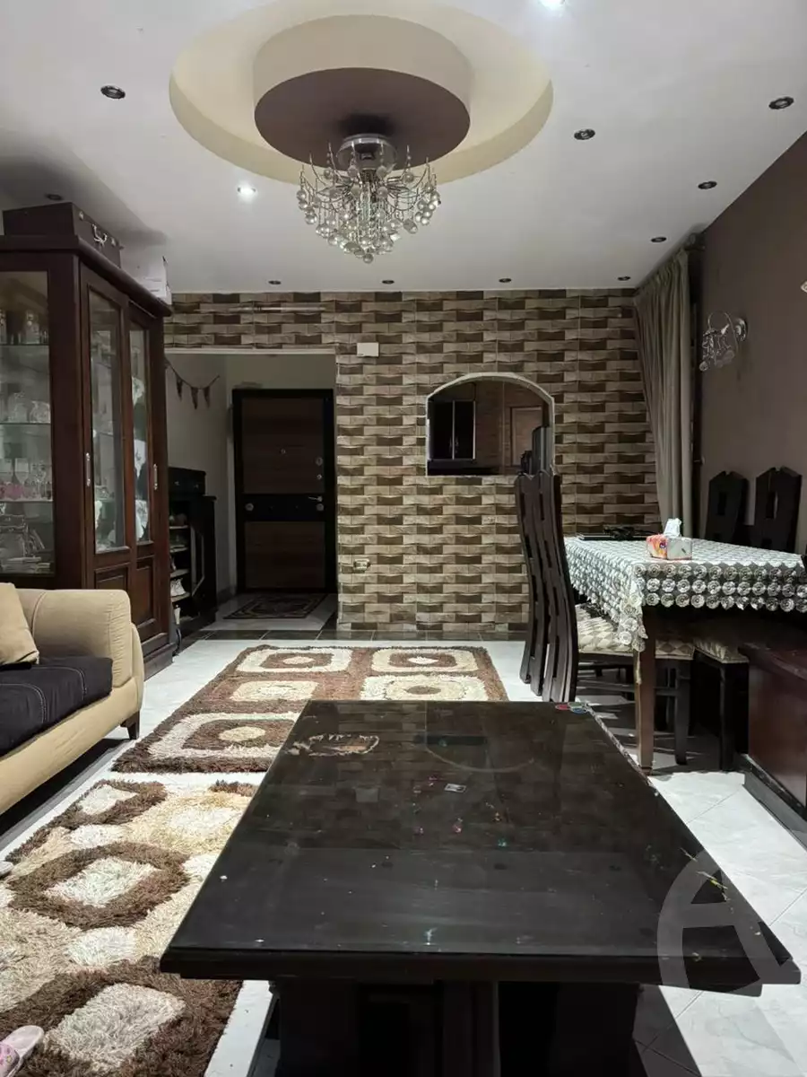 https://aqarmap.com.eg/ar/listing/6375192-for-sale-cairo-new-cairo-compounds-kmbwnd-rwd-lzhr