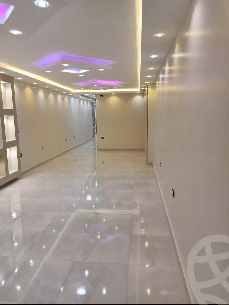 https://aqarmap.com.eg/ar/listing/6375778-for-sale-cairo-helwan-hadayek-helwan-nile-corniche-st