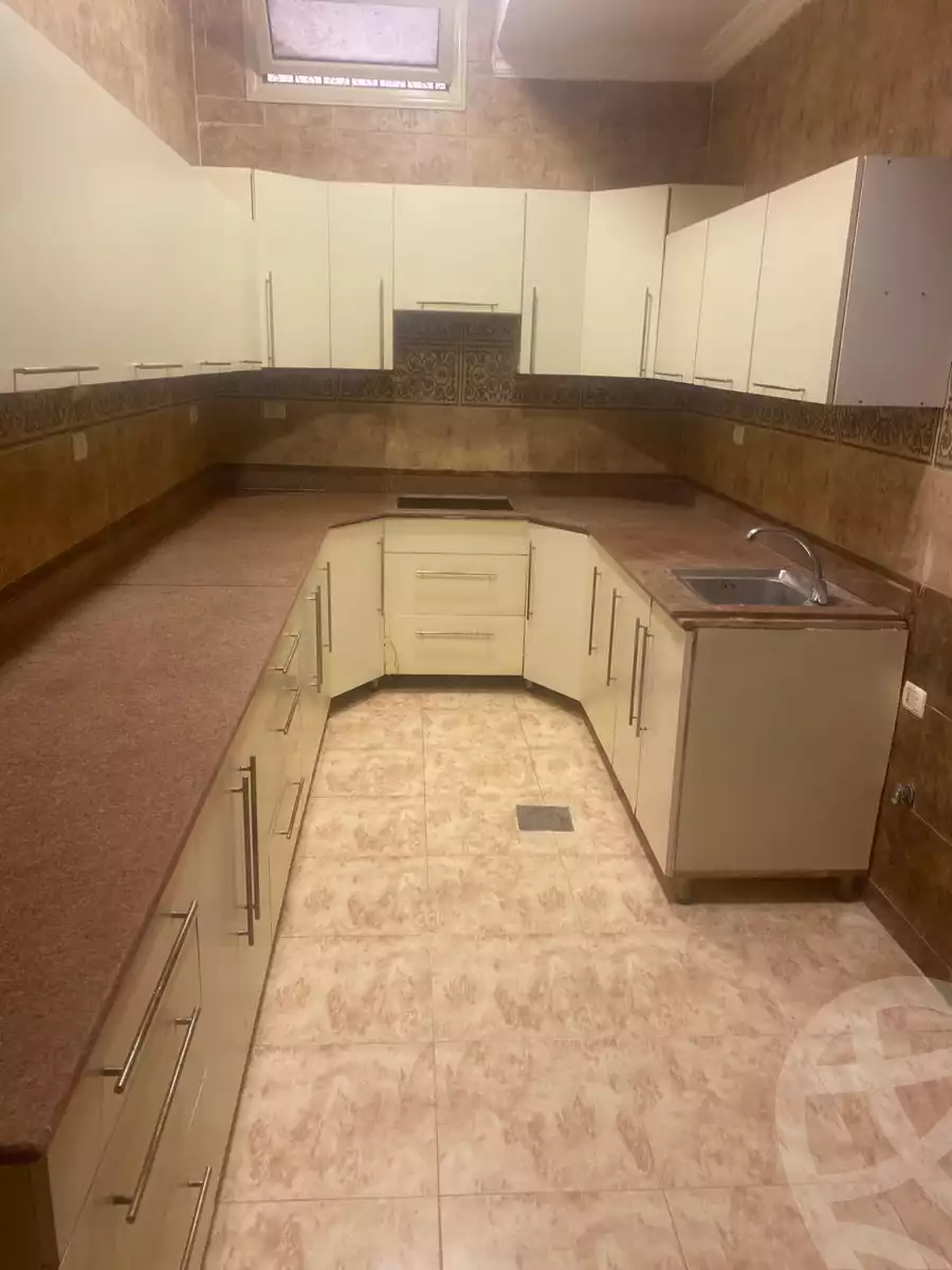 https://aqarmap.com.eg/en/listing/6376483-for-rent-cairo-new-cairo-ganob-el-akadamiya-south-academy-g-sedki-suliman-st