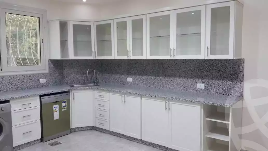 https://aqarmap.com.eg/en/listing/6376515-for-sale-cairo-el-sheikh-zayed-city-compounds-beverly-hills