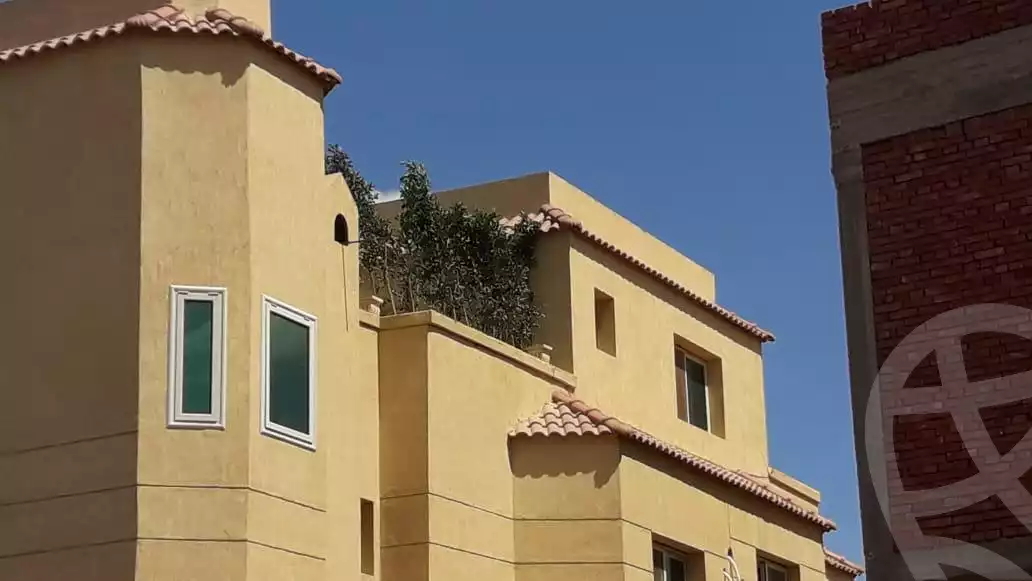 https://aqarmap.com.eg/en/listing/6376515-for-sale-cairo-el-sheikh-zayed-city-compounds-beverly-hills