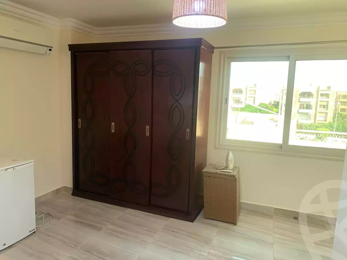 https://aqarmap.com.eg/en/listing/6376515-for-sale-cairo-el-sheikh-zayed-city-compounds-beverly-hills