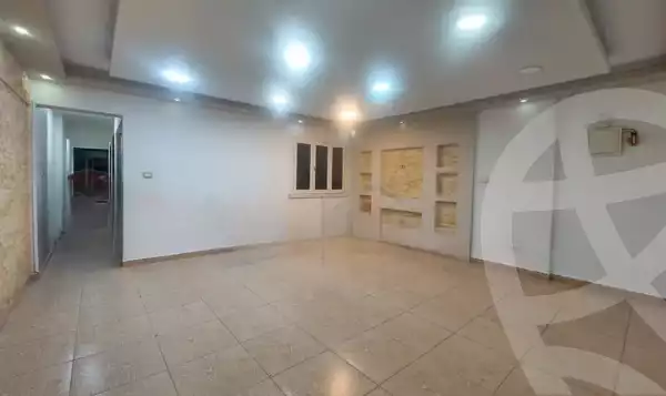 https://aqarmap.com.eg/ar/listing/6376770-for-rent-alexandria-ganaklis