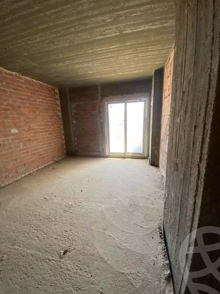 https://aqarmap.com.eg/ar/listing/6376897-for-sale-cairo-new-cairo-compounds-mwntn-fyw-y-syty-club-park-mountain-view-icity