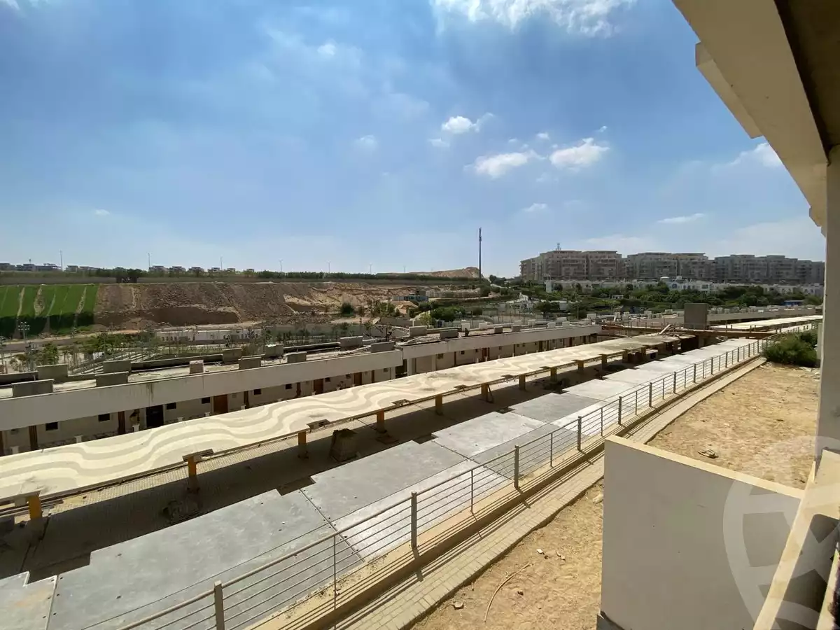 https://aqarmap.com.eg/ar/listing/6376897-for-sale-cairo-new-cairo-compounds-mwntn-fyw-y-syty-club-park-mountain-view-icity