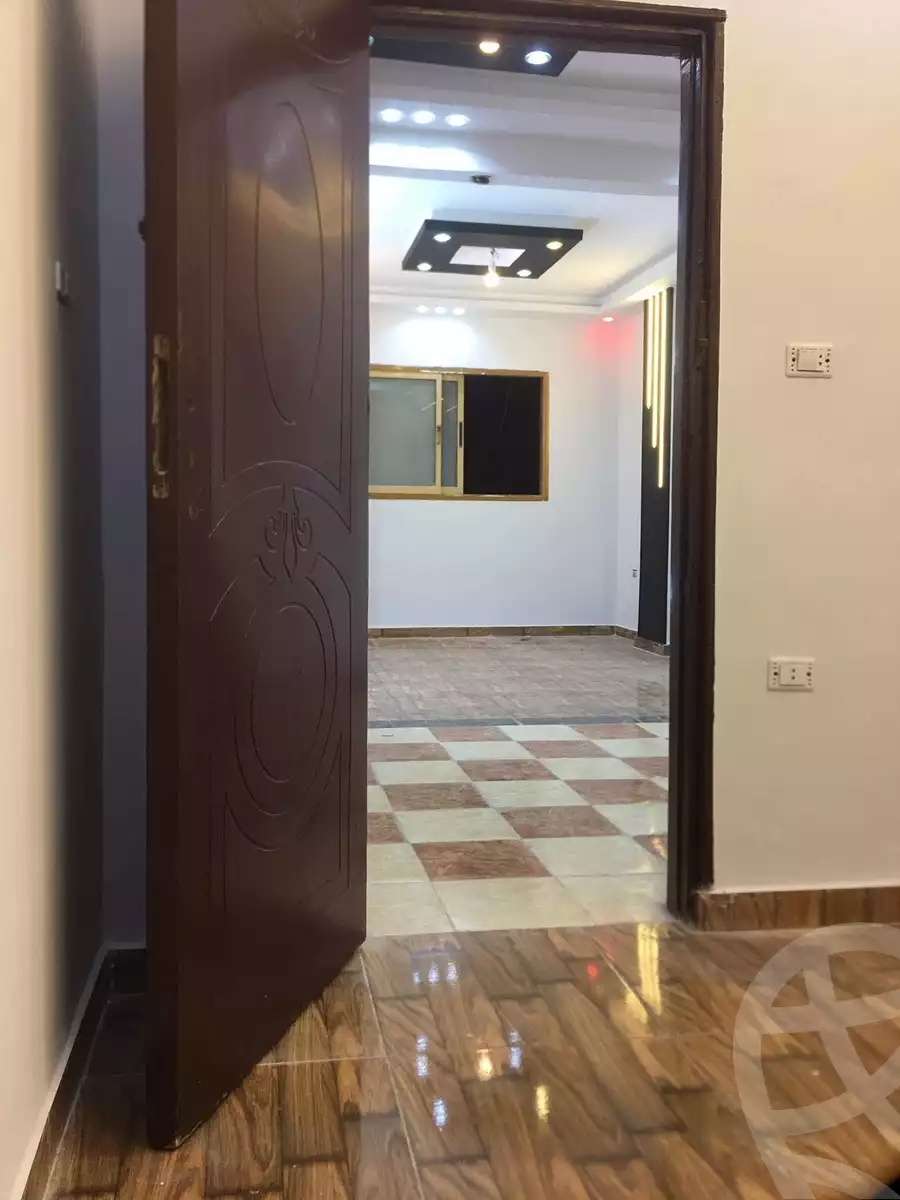https://aqarmap.com.eg/ar/listing/6377043-for-sale-qalyubia-shubra-el-khaima-shubra-el-khaima-city-ahmed-oraby-st
