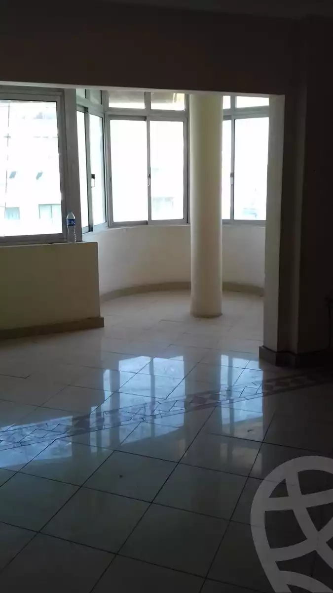 https://aqarmap.com.eg/en/listing/6377360-for-sale-cairo-heliopolis-roxy-square-al-ahram-st