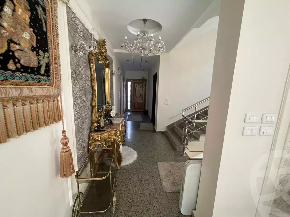 https://aqarmap.com.eg/en/listing/6379225-for-sale-cairo-new-cairo-compounds-el-koronfel-heights