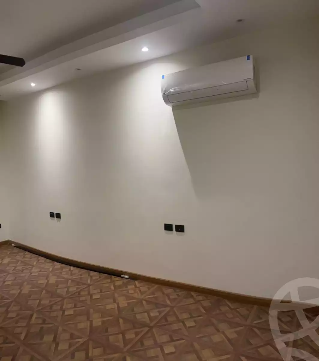 https://aqarmap.com.eg/ar/listing/6379462-for-rent-cairo-new-cairo-compounds-el-patio-oro
