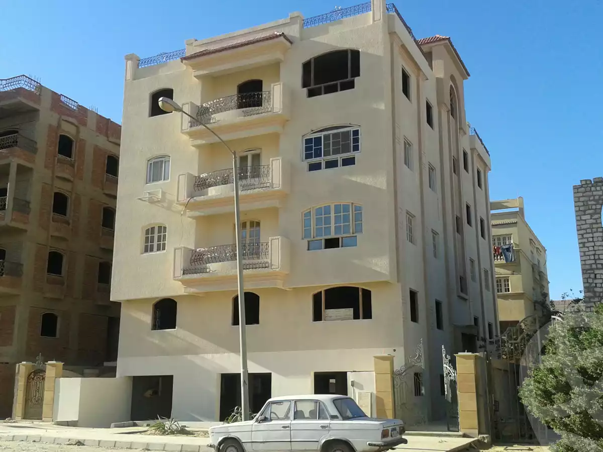 https://aqarmap.com.eg/ar/listing/6379345-for-sale-cairo-6th-of-october-el-ahyaa-neighborhood-8th-street-41