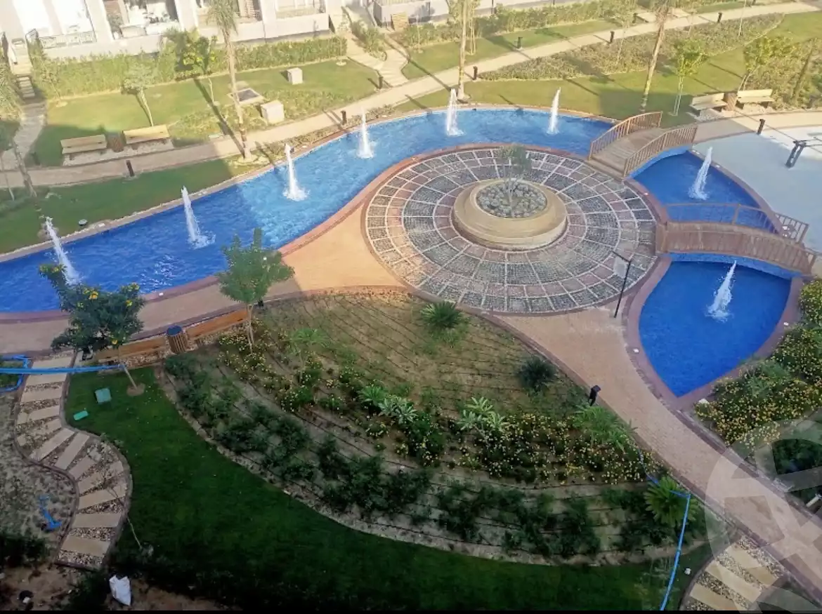 https://aqarmap.com.eg/ar/listing/6381043-for-sale-cairo-6th-of-october-compounds-october-plaza