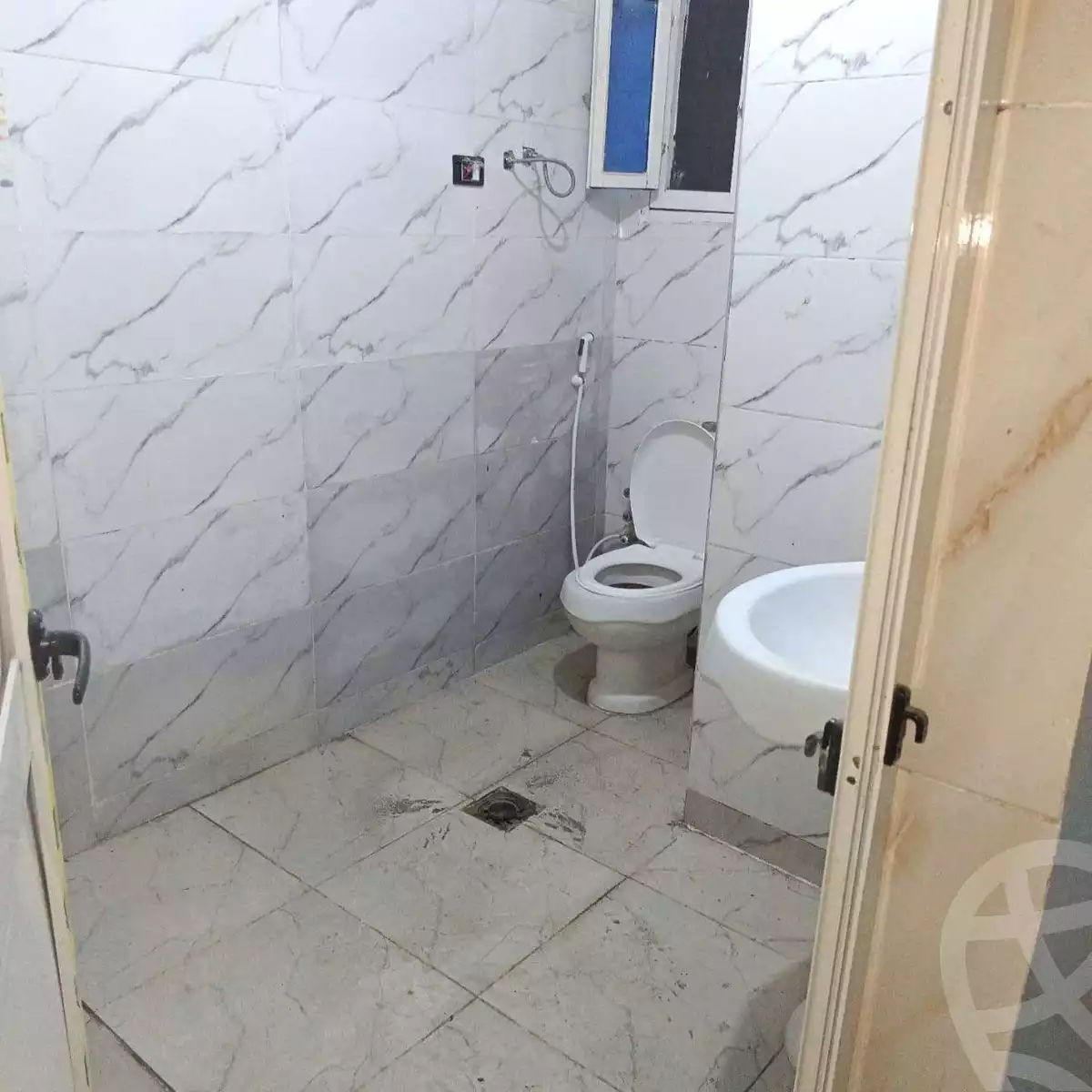 https://aqarmap.com.eg/en/listing/6382287-for-rent-gharbia-tanta-tanta-city-el-galaa-st