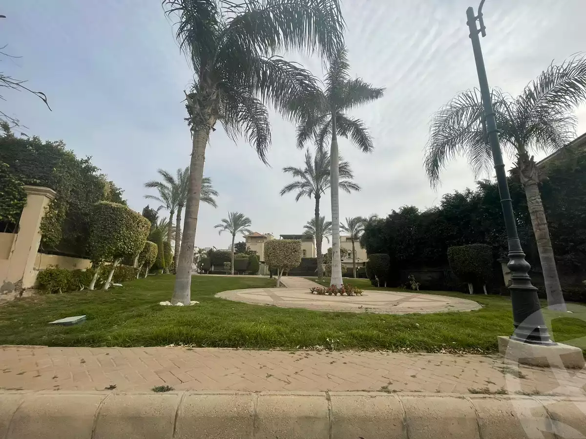 https://aqarmap.com.eg/en/listing/6382401-for-sale-cairo-el-sheikh-zayed-city-compounds-greens