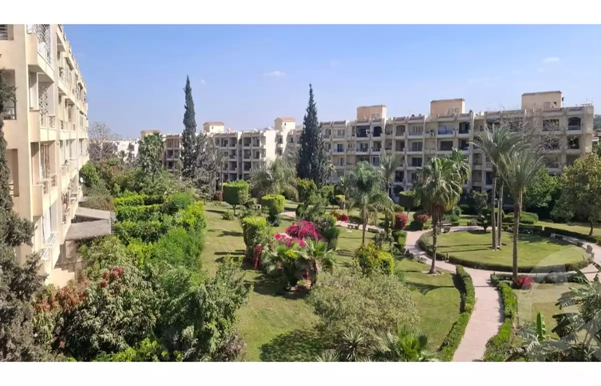 https://aqarmap.com.eg/en/listing/6383193-for-sale-cairo-el-sheikh-zayed-city-compounds-zayed-2000