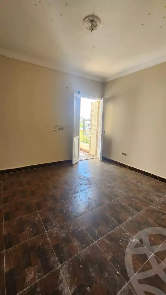 https://aqarmap.com.eg/en/listing/6384700-for-sale-cairo-el-sheikh-zayed-city-compounds-hadayek-el-mohandiseen