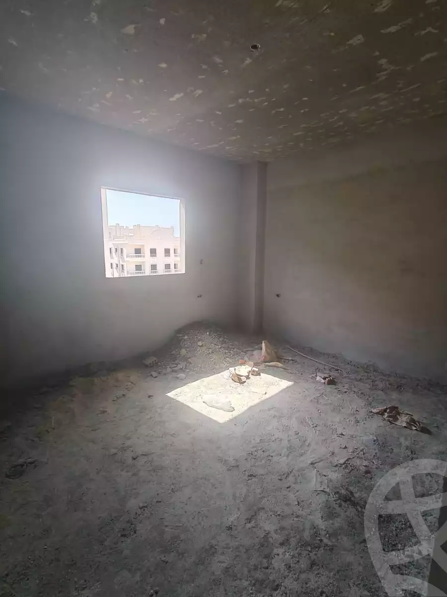 https://aqarmap.com.eg/en/listing/6385261-for-sale-cairo-new-cairo-bait-el-watan-south-suez-road-el-hay-el-takmely