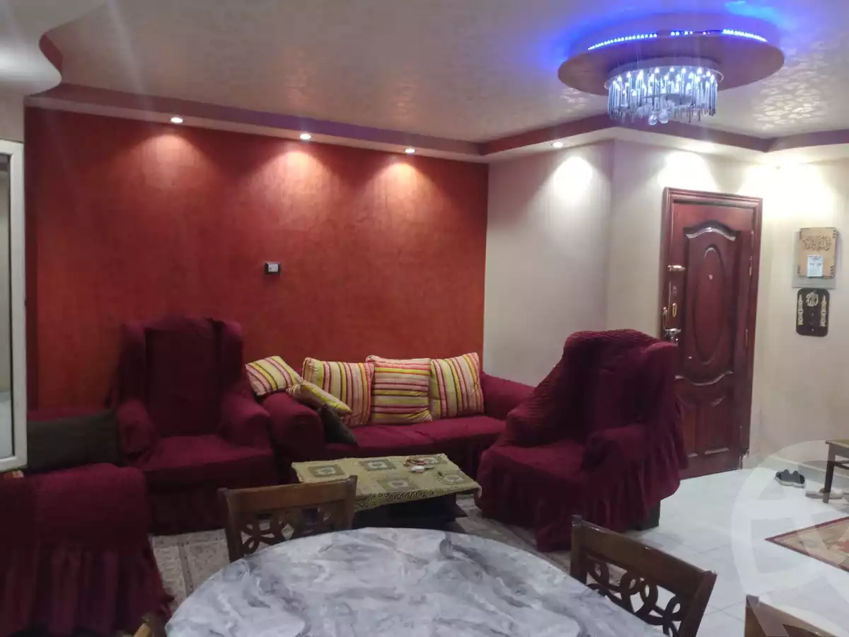 https://aqarmap.com.eg/ar/listing/6389368-for-sale-cairo-mokattam-el-hadabah-el-wosta-6th-zone-salah-eldeen-alayobi-st