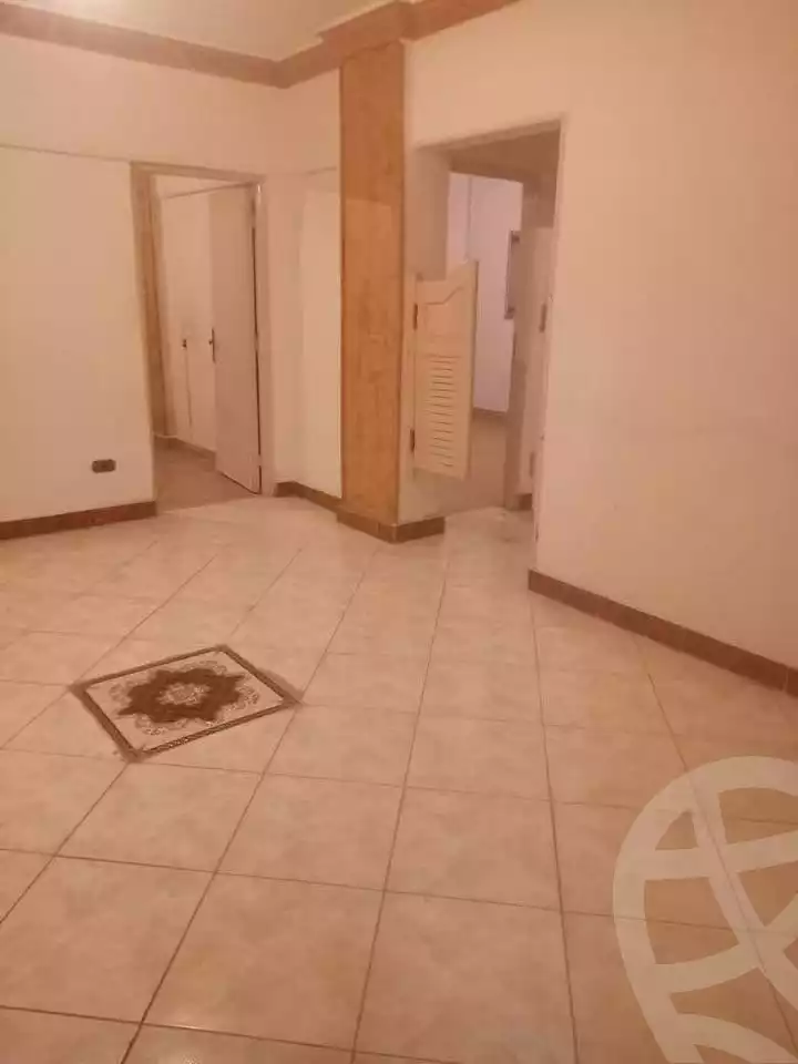 https://aqarmap.com.eg/ar/listing/6390472-for-sale-cairo-15th-of-may-mjwr-29