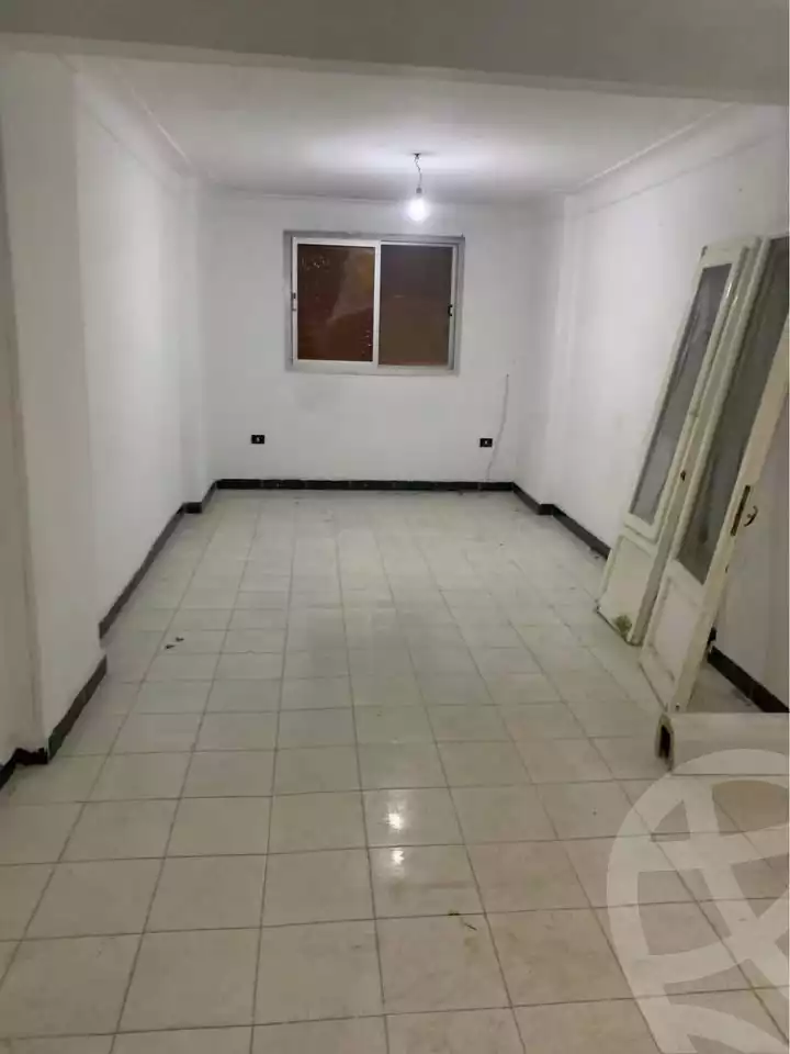 https://aqarmap.com.eg/en/listing/6390962-for-sale-alexandria-moharram-bey-el-rasafa-st