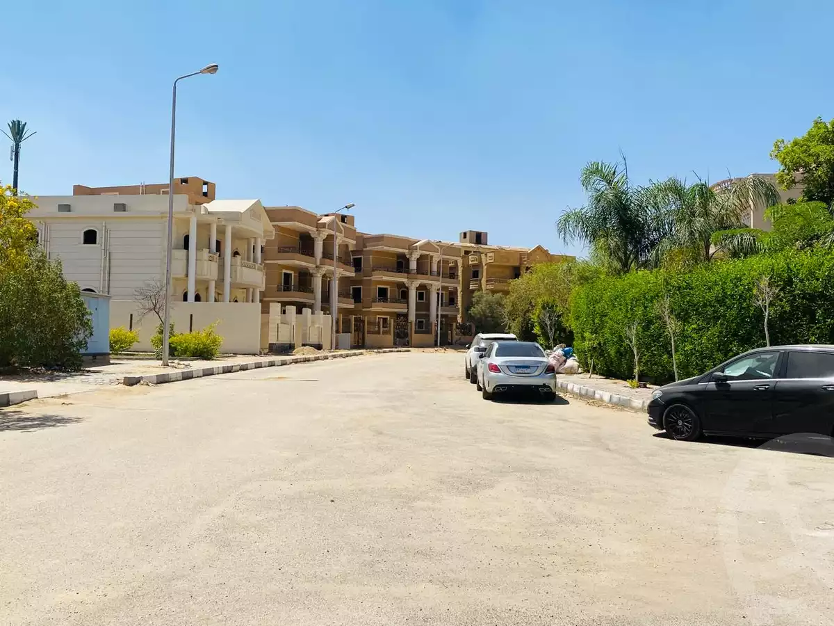 https://aqarmap.com.eg/en/listing/6390974-for-sale-cairo-el-shorouk-lhy-lthlth-shrq-neighbourhood-2