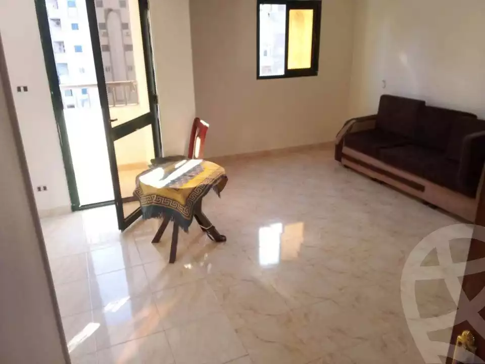 https://aqarmap.com.eg/en/listing/6393853-for-sale-alexandria-ganaklis