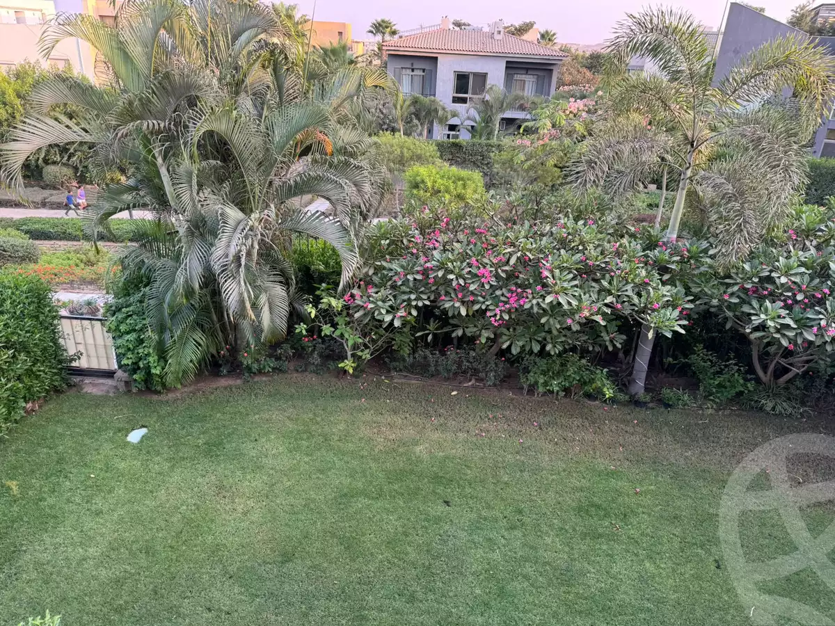 https://aqarmap.com.eg/ar/listing/6394878-for-sale-cairo-el-sheikh-zayed-city-compounds-kmbwnd-ljry-swdyk