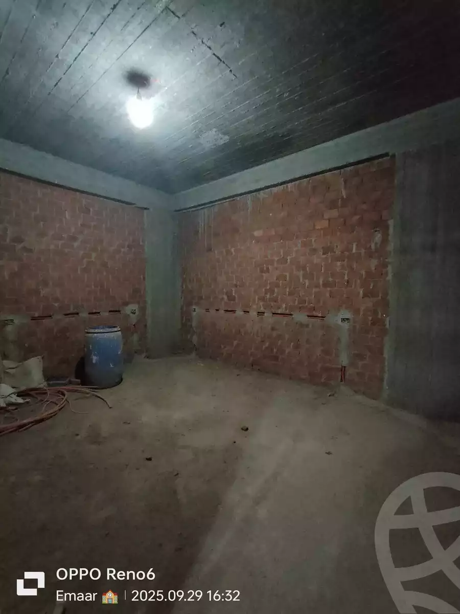 https://aqarmap.com.eg/ar/listing/6396665-for-sale-qalyubia-shubra-el-khaima-om-bayoumi