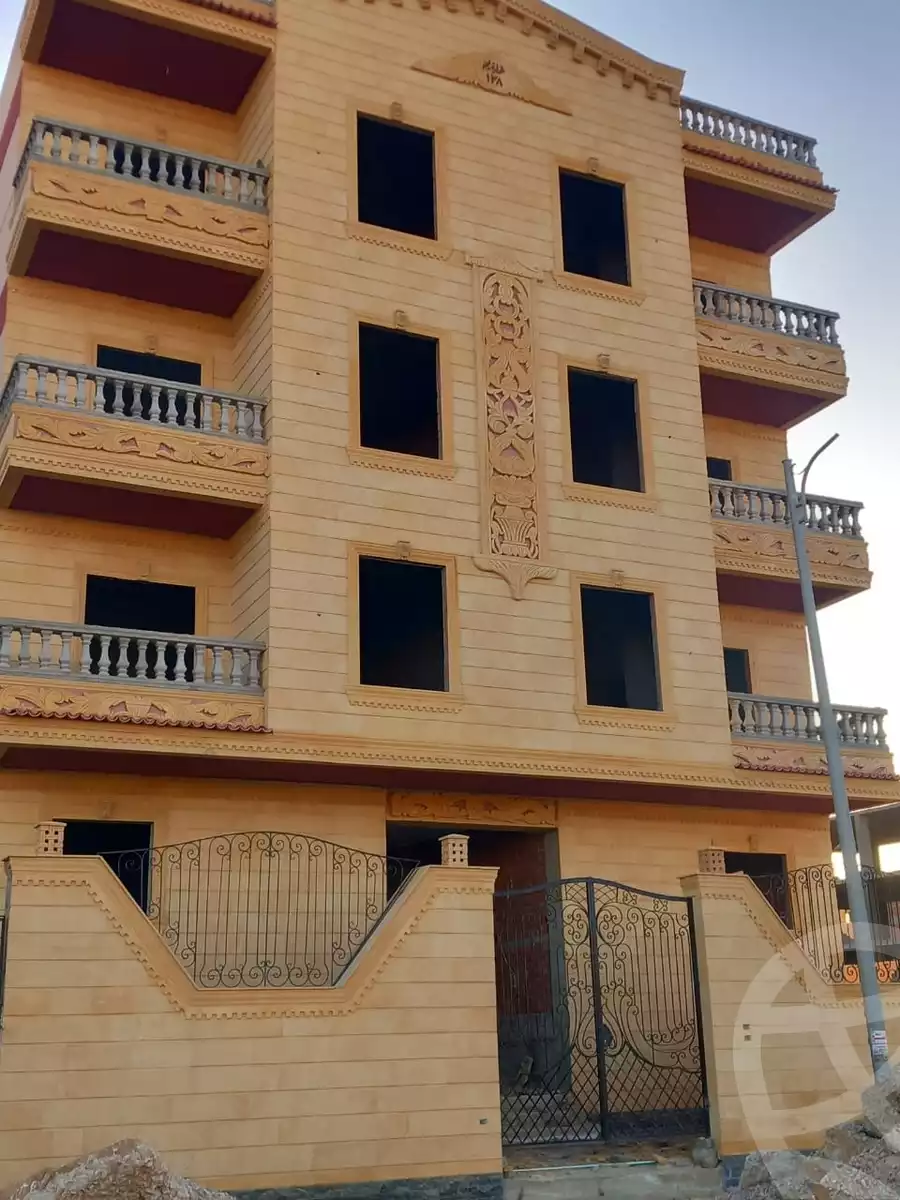 https://aqarmap.com.eg/en/listing/6397218-for-sale-cairo-badr-city-hai-el-ashgar-featured-neighborhood-bait-el-watan