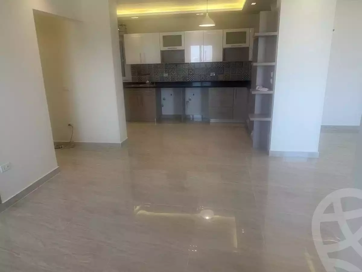 https://aqarmap.com.eg/ar/listing/6397693-for-sale-cairo-el-sheikh-zayed-city-compounds-zayed-regency