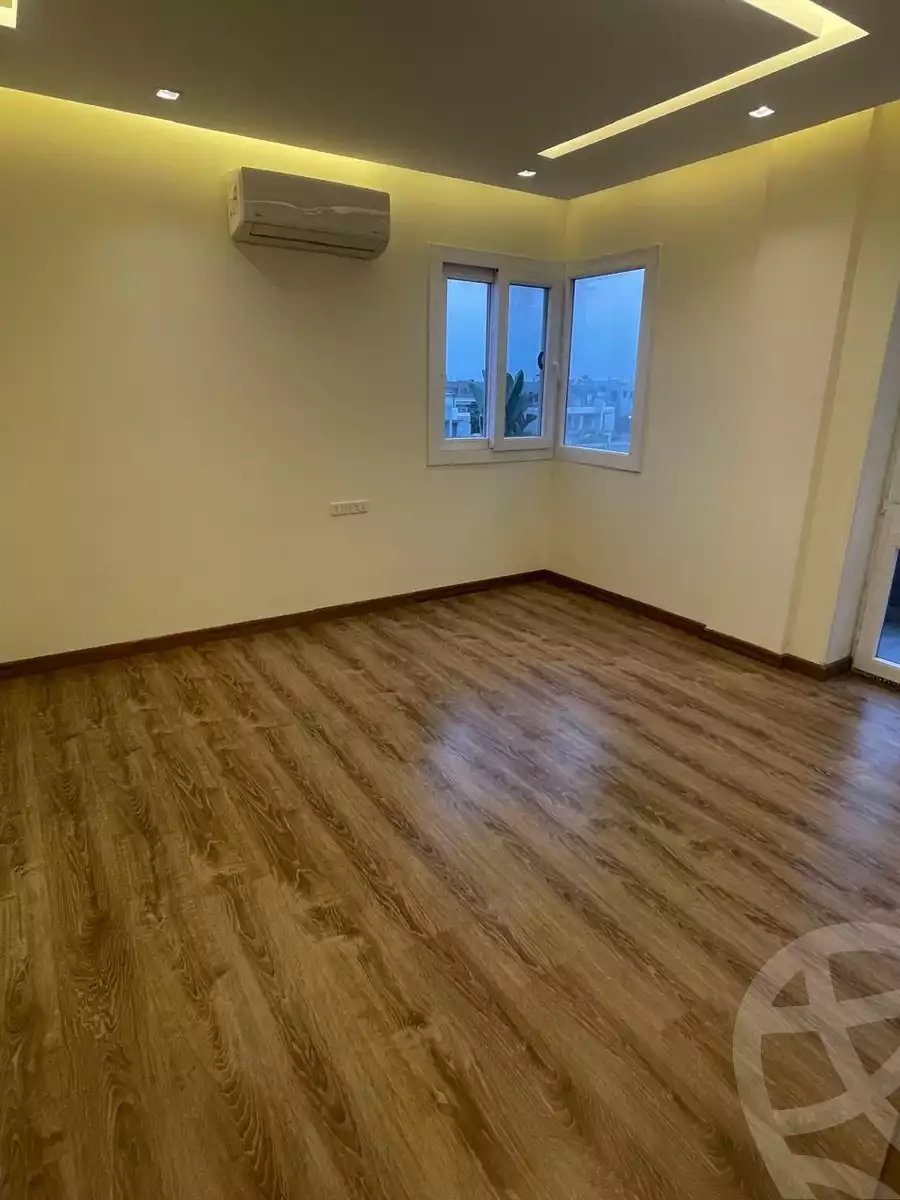 https://aqarmap.com.eg/ar/listing/6397693-for-sale-cairo-el-sheikh-zayed-city-compounds-zayed-regency