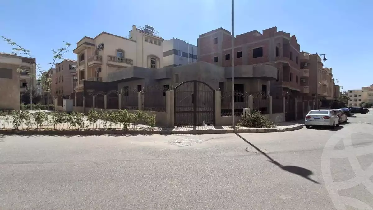 https://aqarmap.com.eg/en/listing/6400596-for-sale-cairo-new-cairo-south-investors-al-gezira-st