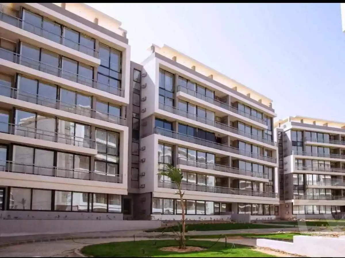 https://aqarmap.com.eg/en/listing/6402633-for-sale-cairo-6th-of-october-hadaeq-october-kmbwnd-fy-hdyq-ktwbr-lake-front